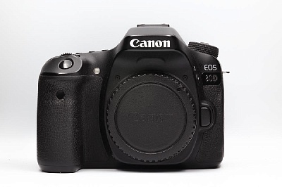 Фотоаппарат комиссионный Canon EOS 80D Body (б/у, гарантия 14 дней, S/N 293024000874)