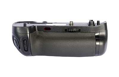 Батарейный блок Phottix BG-D750 для Nikon D750
