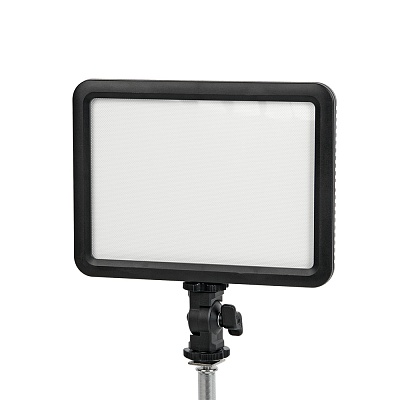 Осветитель Godox LEDP120C 3200-5500K светодиодный для видео и фотосъемки (без пульта)