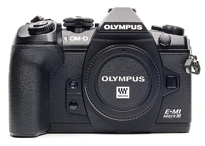 Фотоаппарат комиссионный Olympus OM-D E-M1 Mark III Body Black (б/у, гарантия 18 мес, S/N BJDA02297)