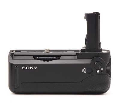 Батарейный блок комиссионный Sony VG-C1EM (б/у, гарантия 14 дней, S/N 000691)