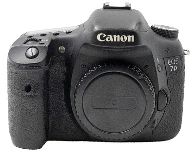 Фотоаппарат комиссионный Canon EOS 7D Body (б/у, гарантия 14 дней, S/N 2981218001)