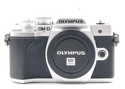 Фотоаппарат комиссионный Olympus OM-D E-M10 Mark III Body Silver (б/у, гарантия 14 дней, S/N BHXA205