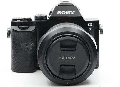 Фотоаппарат комиссионный Sony A7 Kit 28-70mm (б/у, гарантия 14 дней, S/N 4573705/0329632)