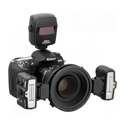 Вспышка Nikon Speedlight R1C1 Kit i-TTL (SB-R200 + SU-800 + набор аксессуаров в кейсе)