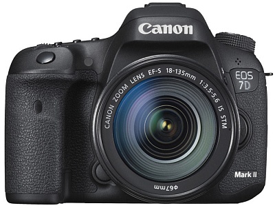 Canon EOS 7D Mark II Kit EF-S 18-135mm f/3.5-5.6 IS STM