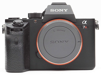 Фотоаппарат комиссионный Sony A7R Mark II Body (б/у, гарантия до 05.10.2020, S/N 3800930)