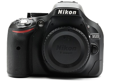 Фотоаппарат комиссионный Nikon D5200 Body (б/у, гарантия 14 дней, S/N 4447946)