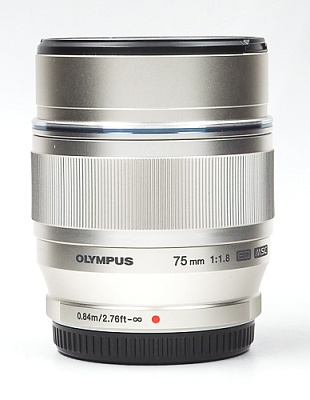 Объектив комиссионный Olympus ED 75mm f/1.8 Silver Micro 4/3 (б/у, гарантия 14 дней, S/N 342027878)