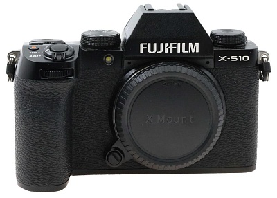 Фотоаппарат комиссионный Fujifilm X-S10 Body Black (б/у, гарантия 14 дней, S/N 1D006836)