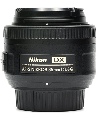 Объектив комиссионный Nikon 35mm f/1.8G AF-S DX Nikkor (б/у, гарантия 14 дней, S/N 3577241) 