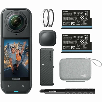 Панорамная экшн-камера Insta360 X5 Essential Bundle
