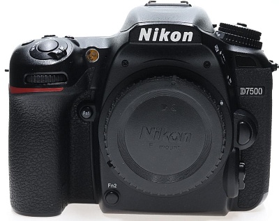Фотоаппарат комиссионный Nikon D7500 Body (б/у, гарантия 14 дней, S/N 6006528)